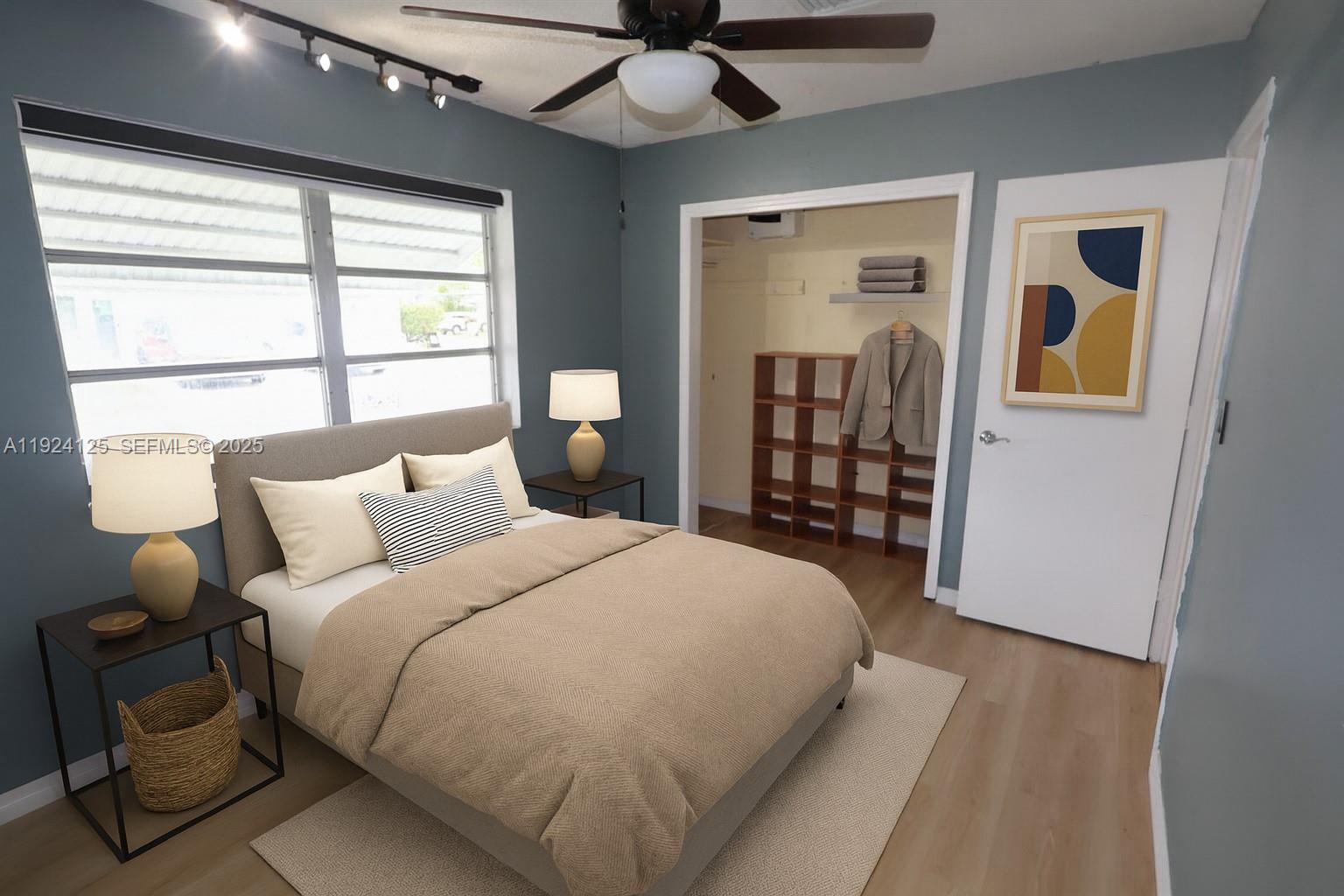 TAMARAC LAKES - Residential