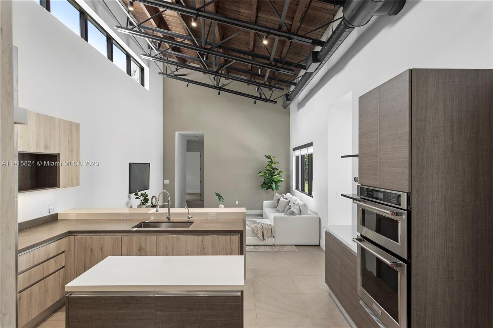 SUNSET VIEW - Residential