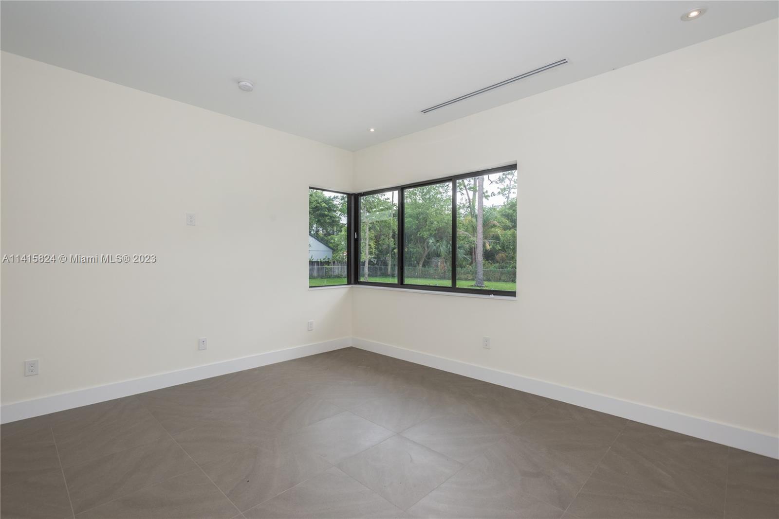 SUNSET VIEW - Residential