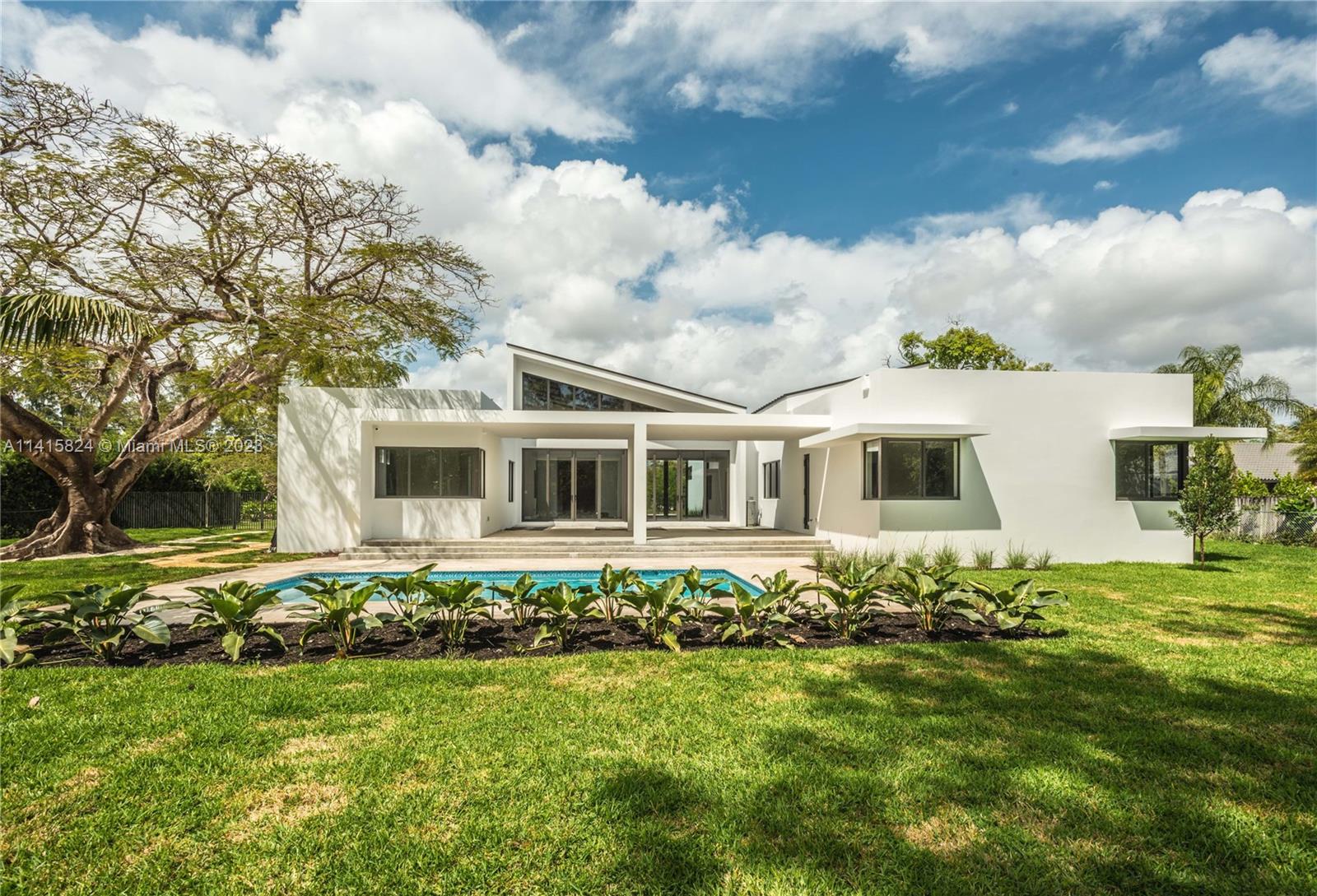 SUNSET VIEW - Residential