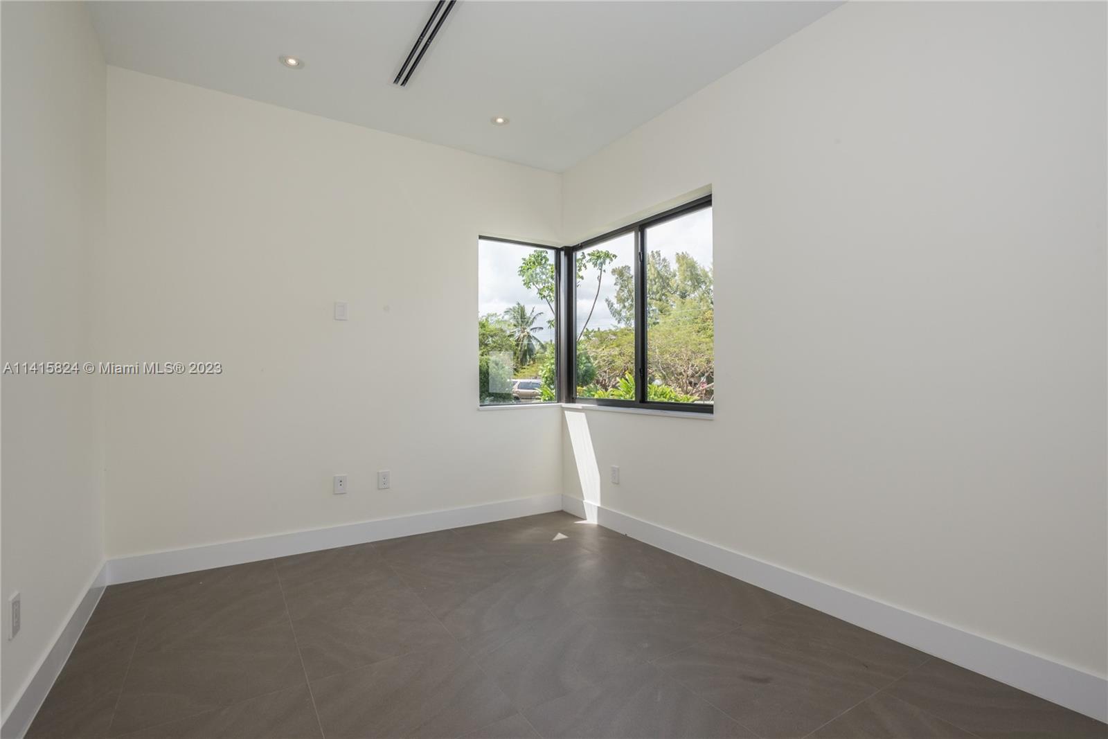 SUNSET VIEW - Residential