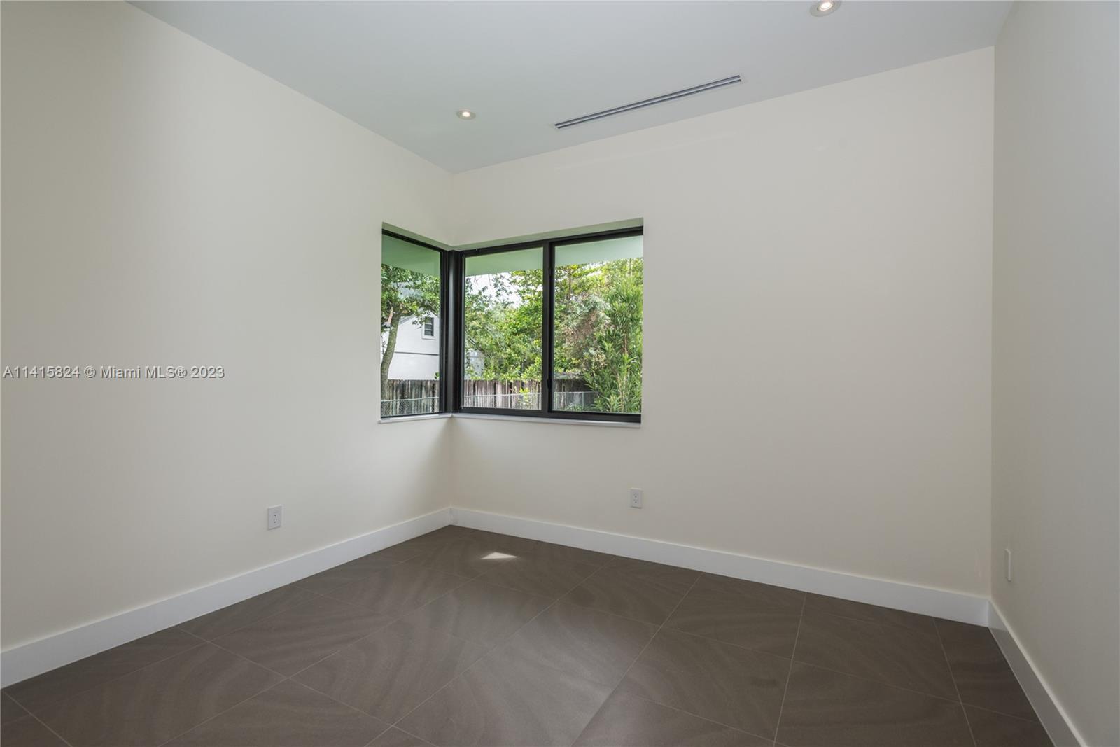 SUNSET VIEW - Residential