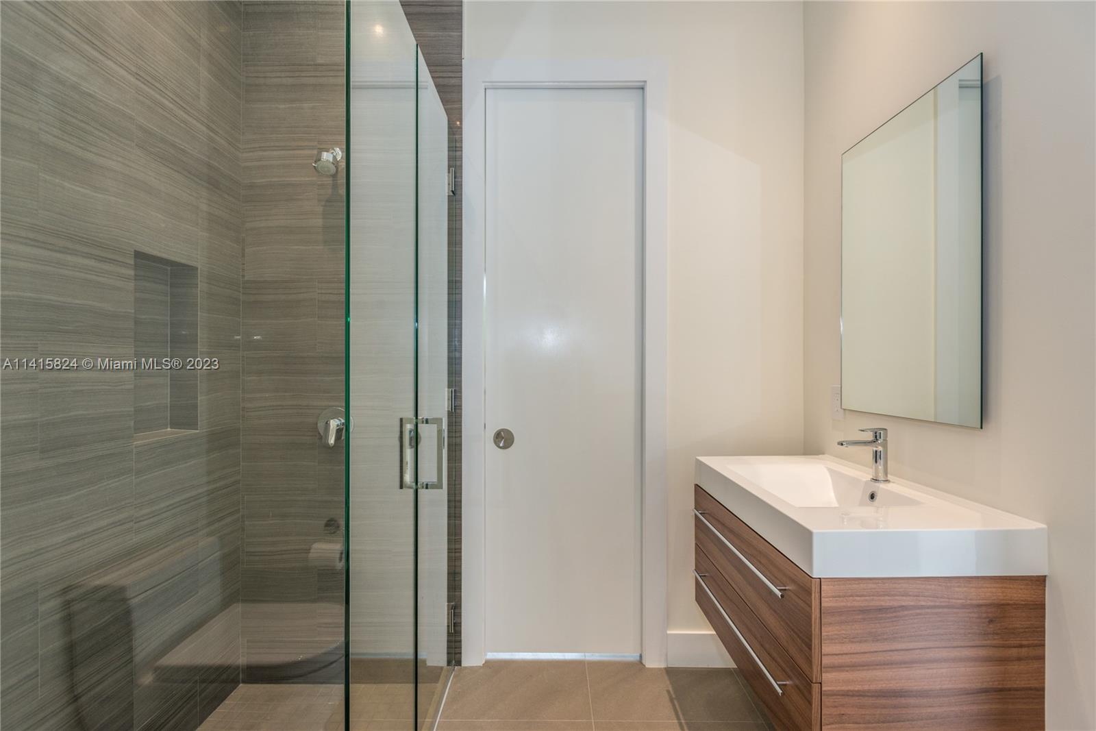 SUNSET VIEW - Residential