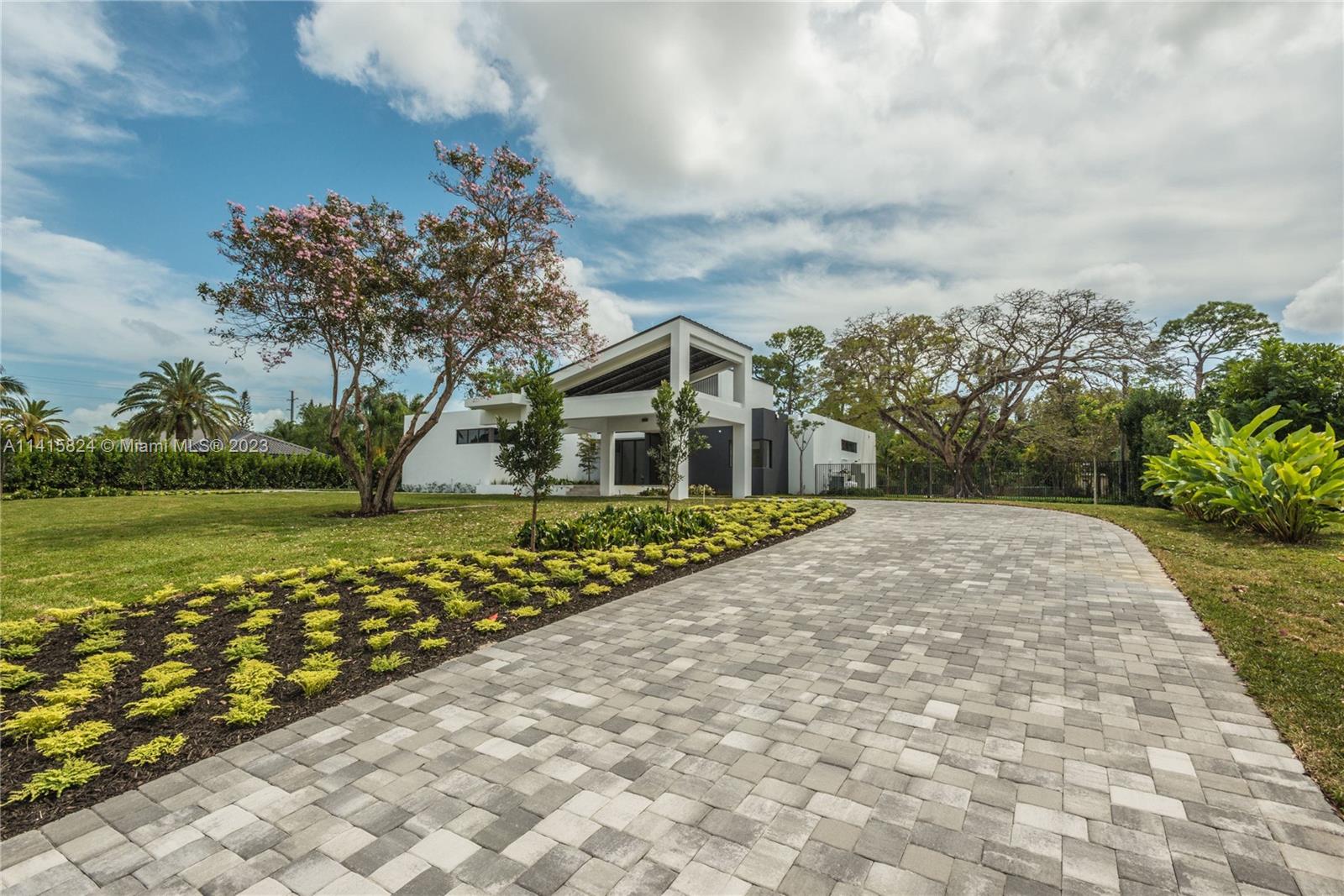 SUNSET VIEW - Residential