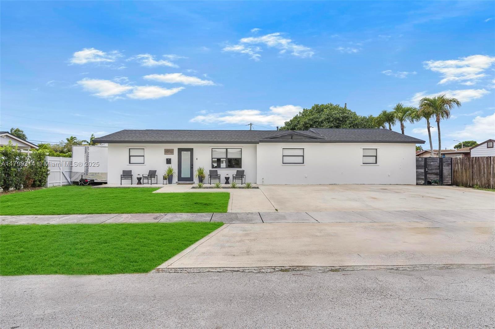 3640 Sw 122nd Pl, Miami, Broward County, Florida - 3 Bedrooms  
2 Bathrooms - 