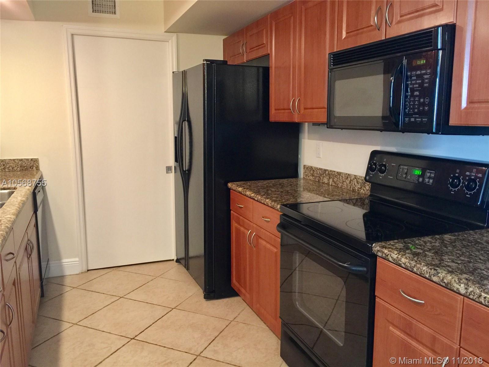 THE COLLINS CONDO - Residential Lease