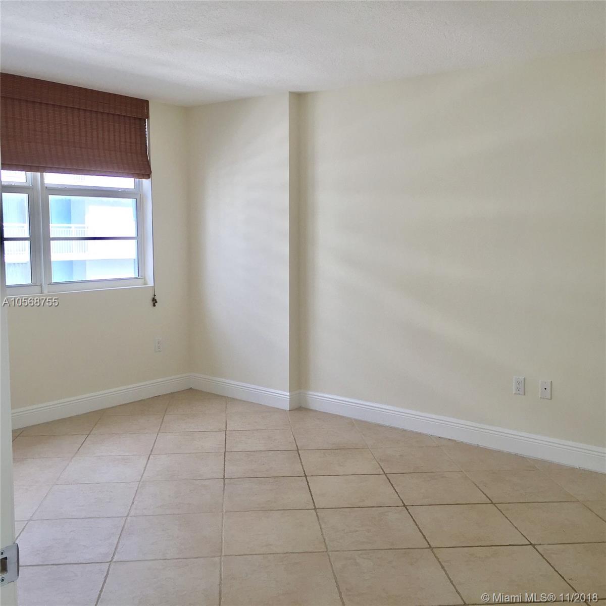 THE COLLINS CONDO - Residential Lease