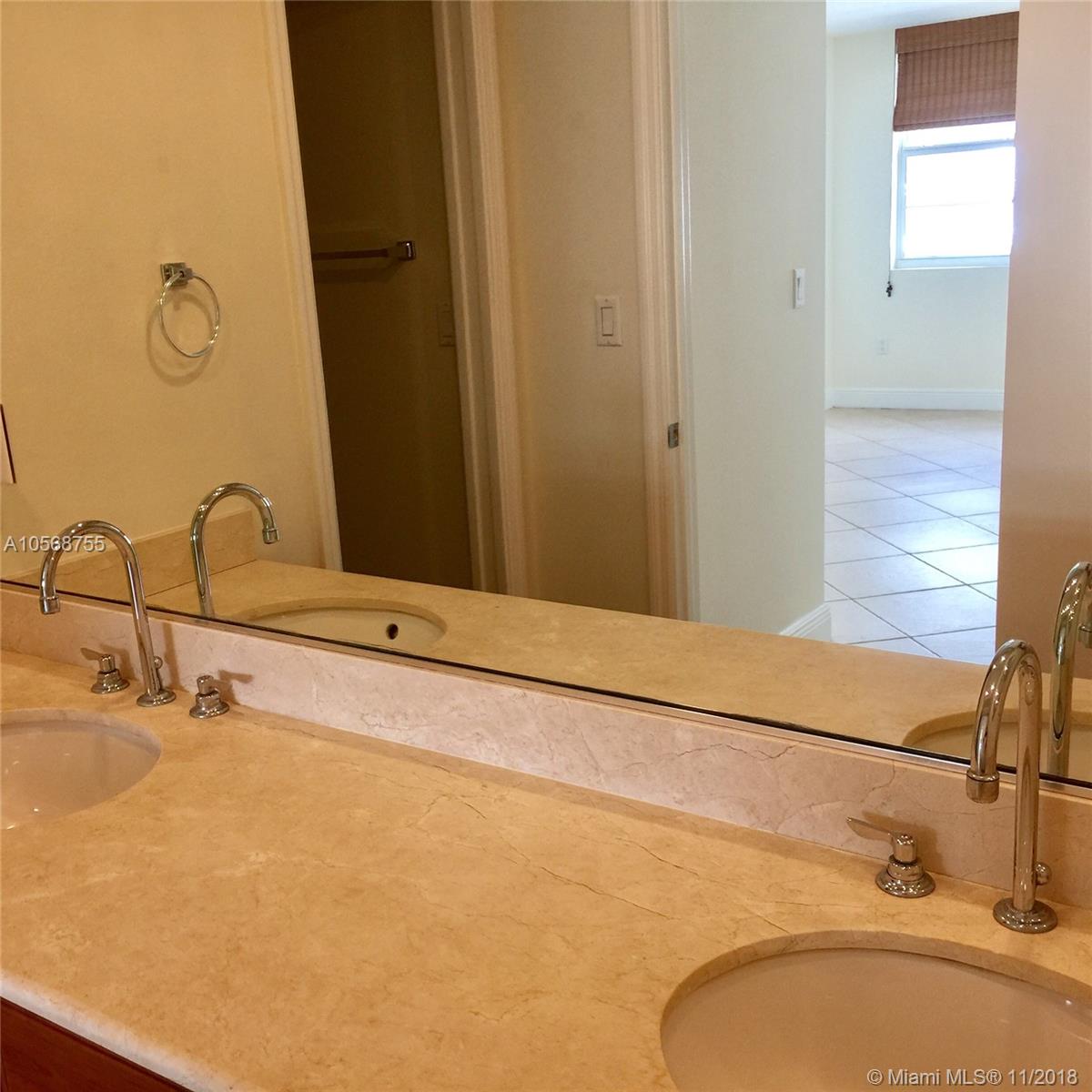 THE COLLINS CONDO - Residential Lease