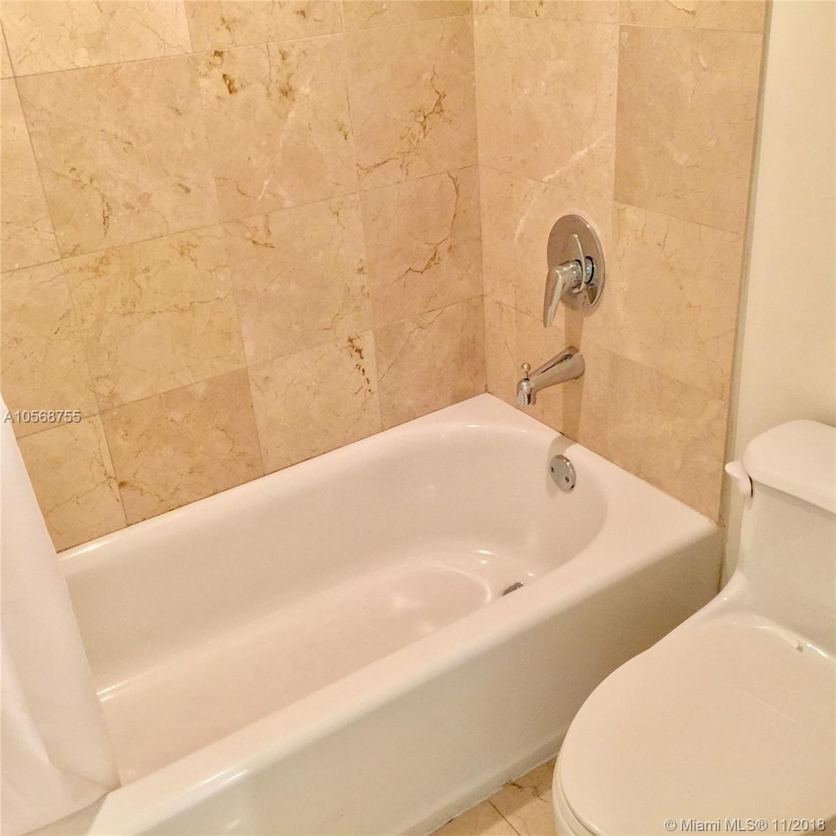 THE COLLINS CONDO - Residential Lease