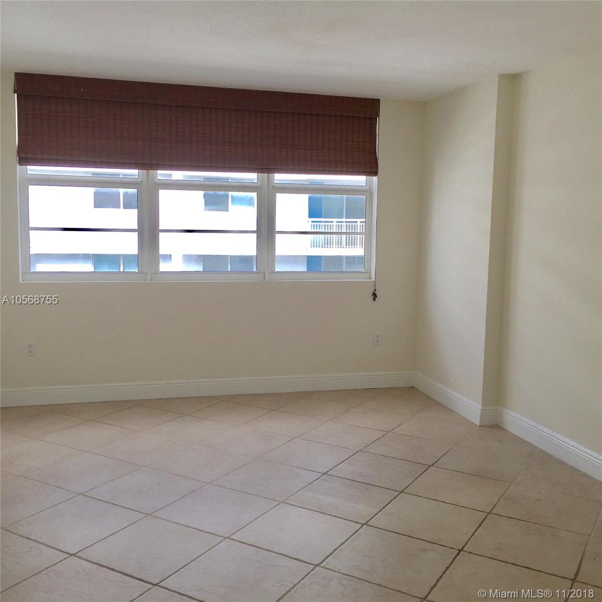 THE COLLINS CONDO - Residential Lease