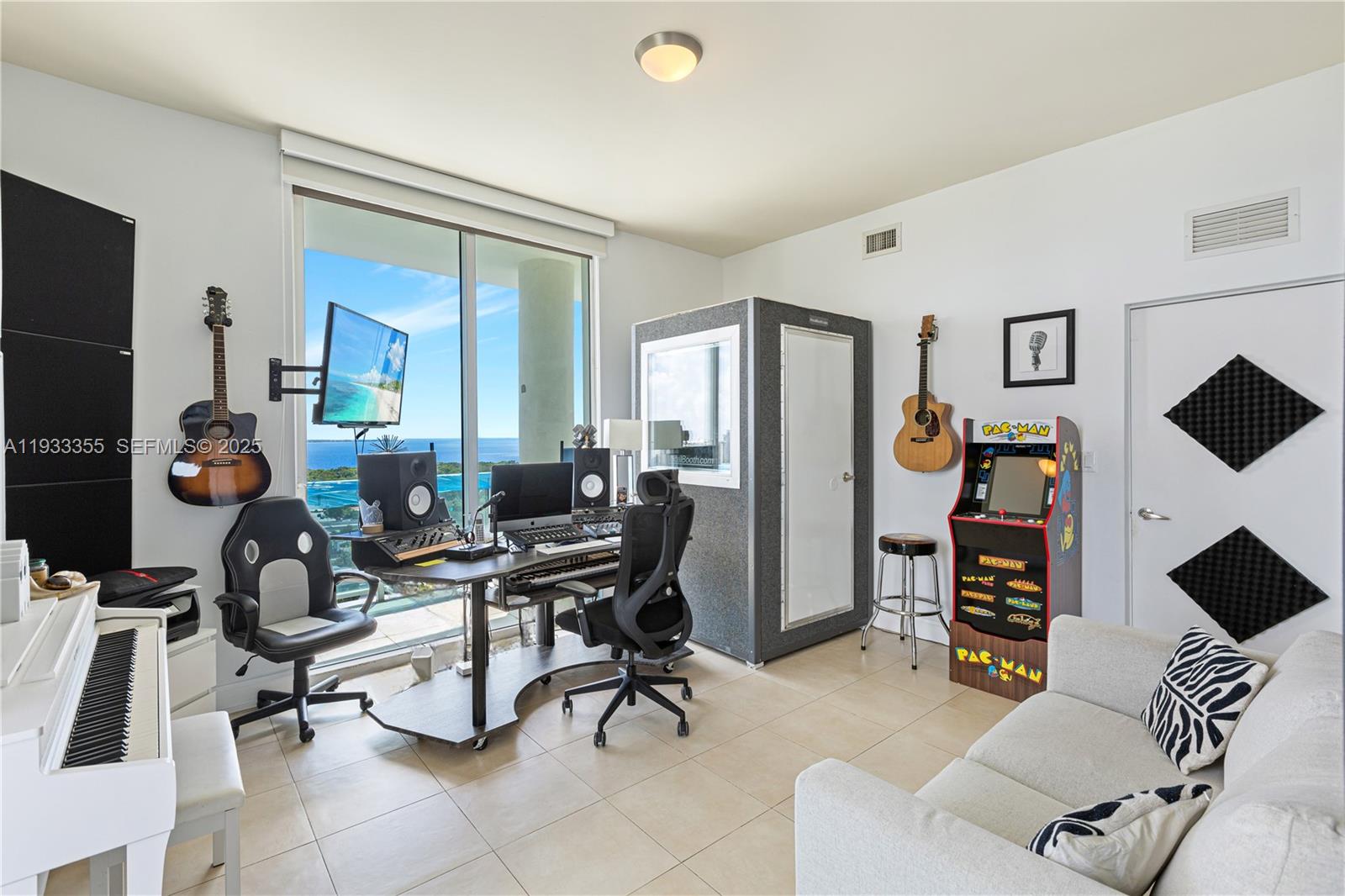 NORDICA CONDO - Residential Lease