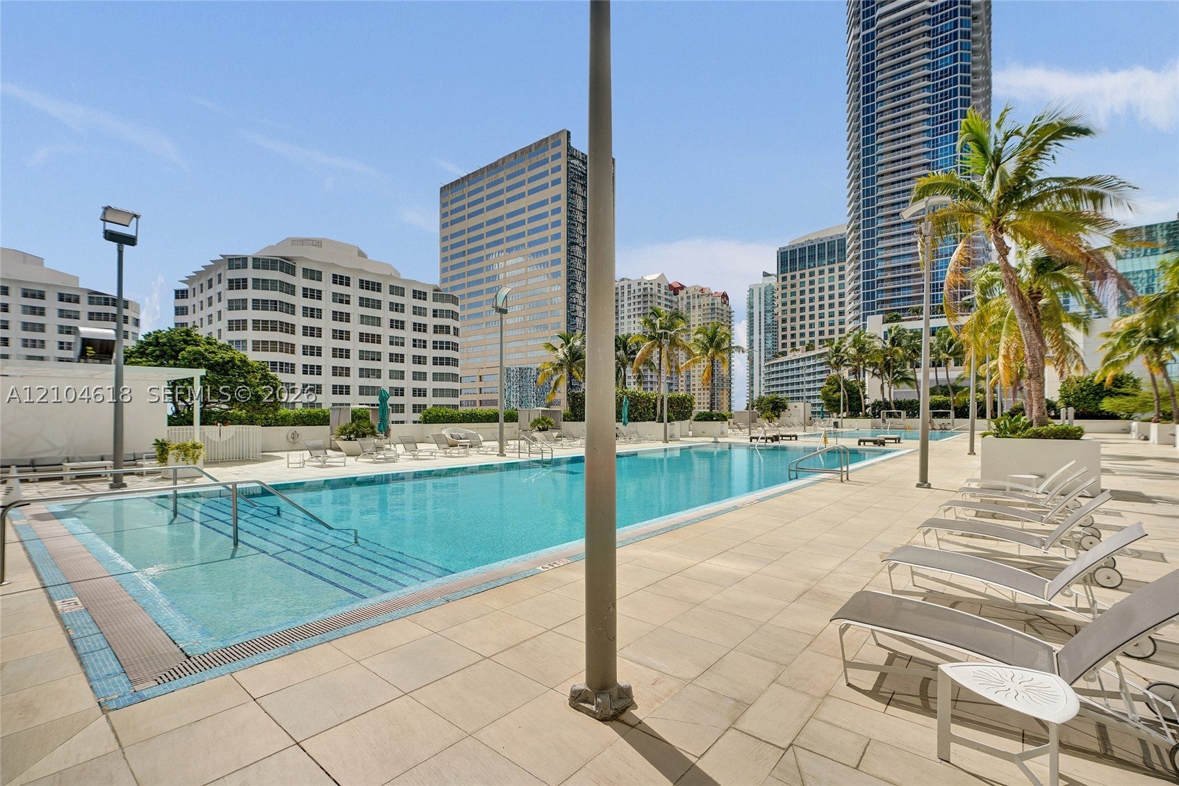 951 Brickell Ave 1106