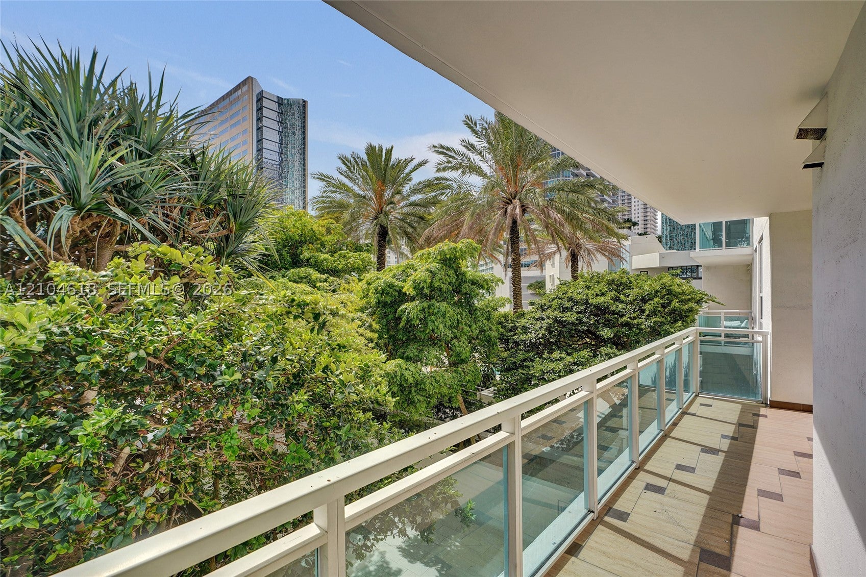 951 Brickell Ave 1106