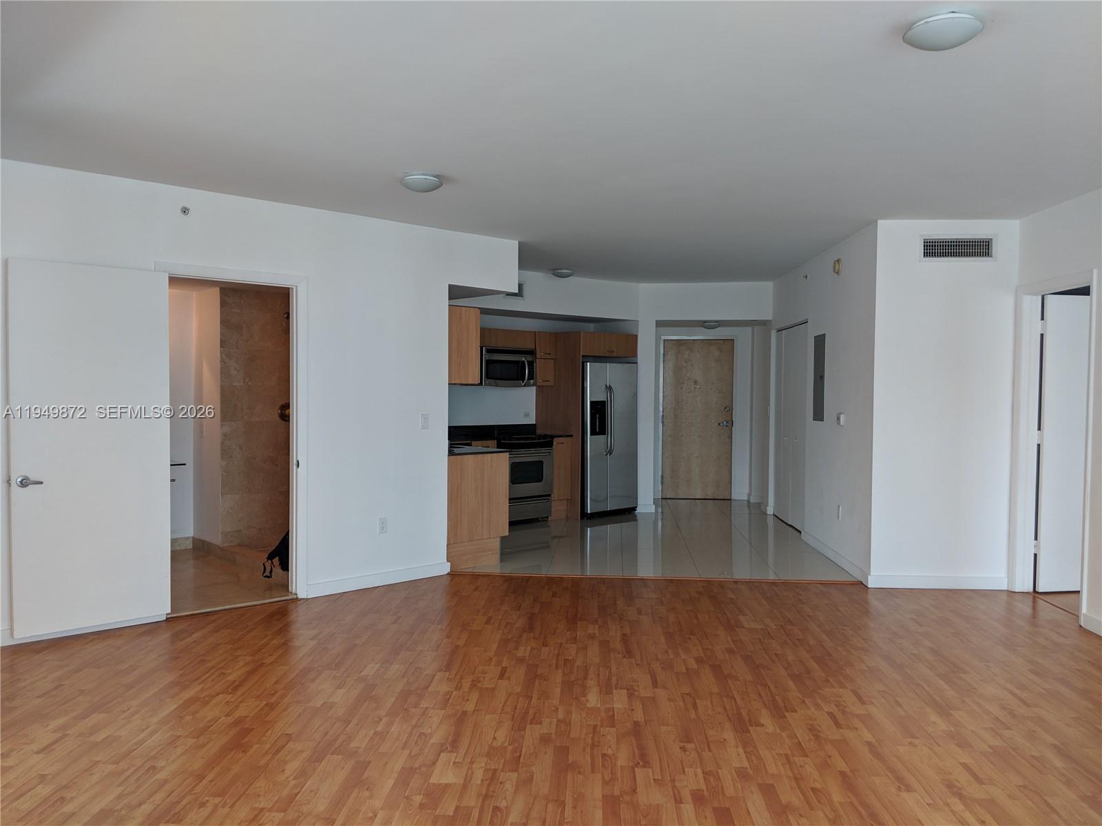 WIND CONDO - Residential