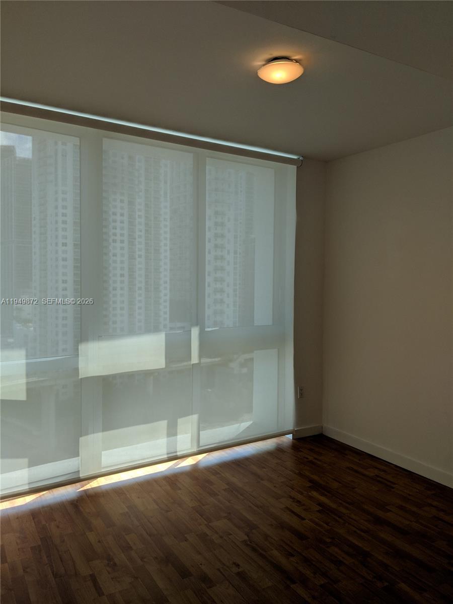 WIND CONDO - Residential