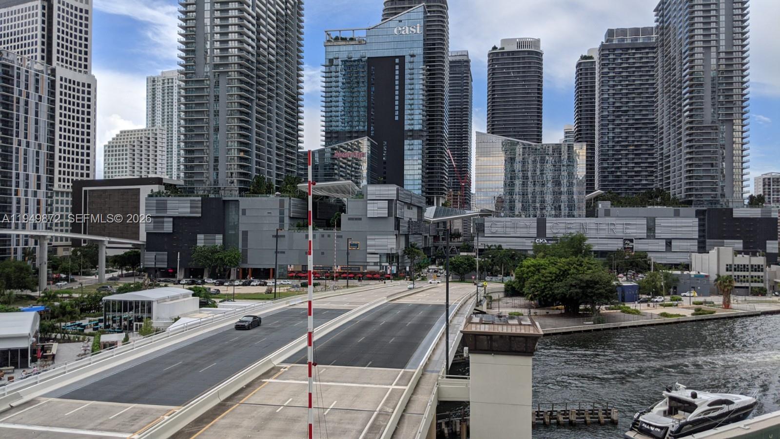 WIND CONDO - Residential