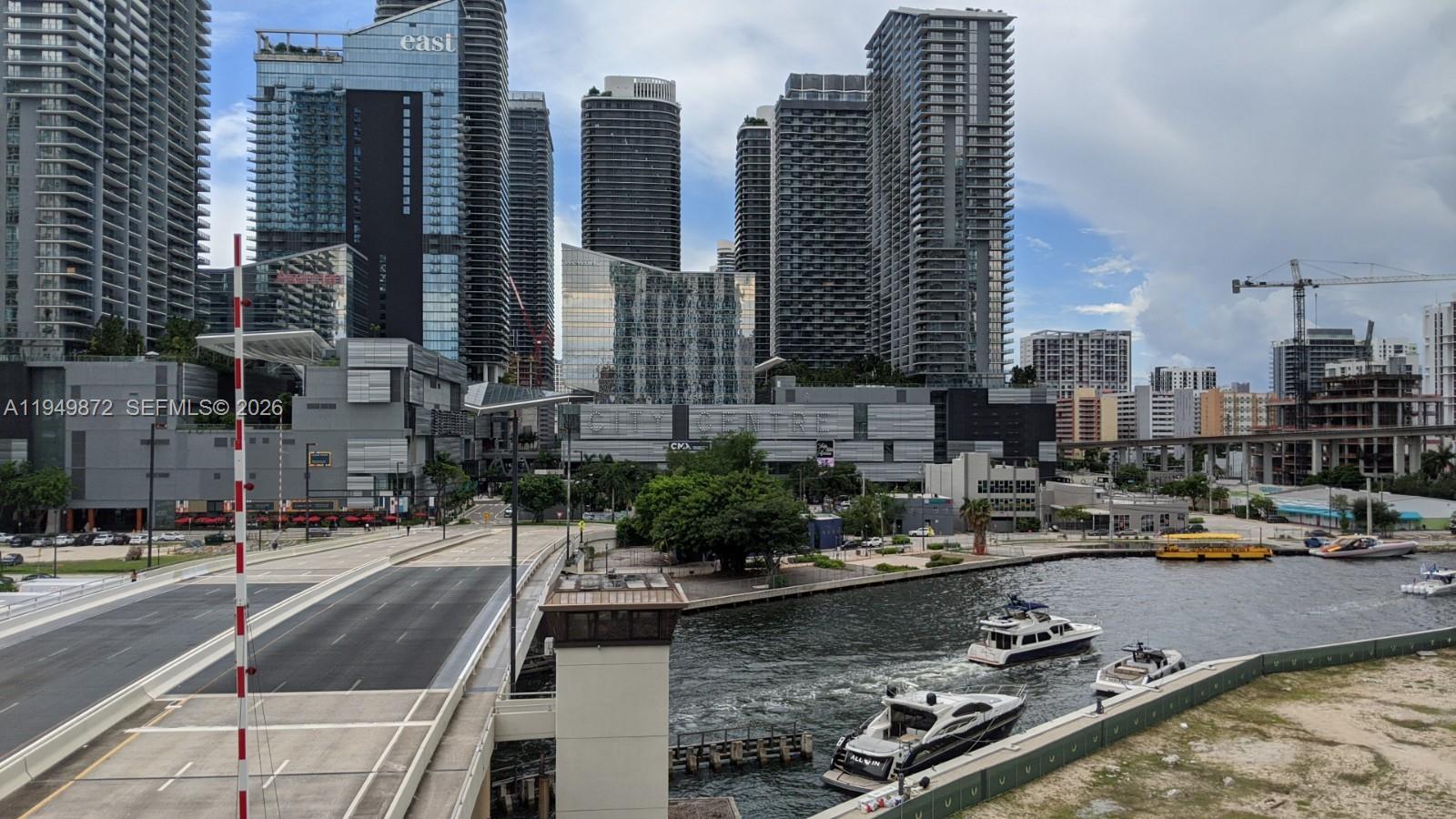 WIND CONDO - Residential