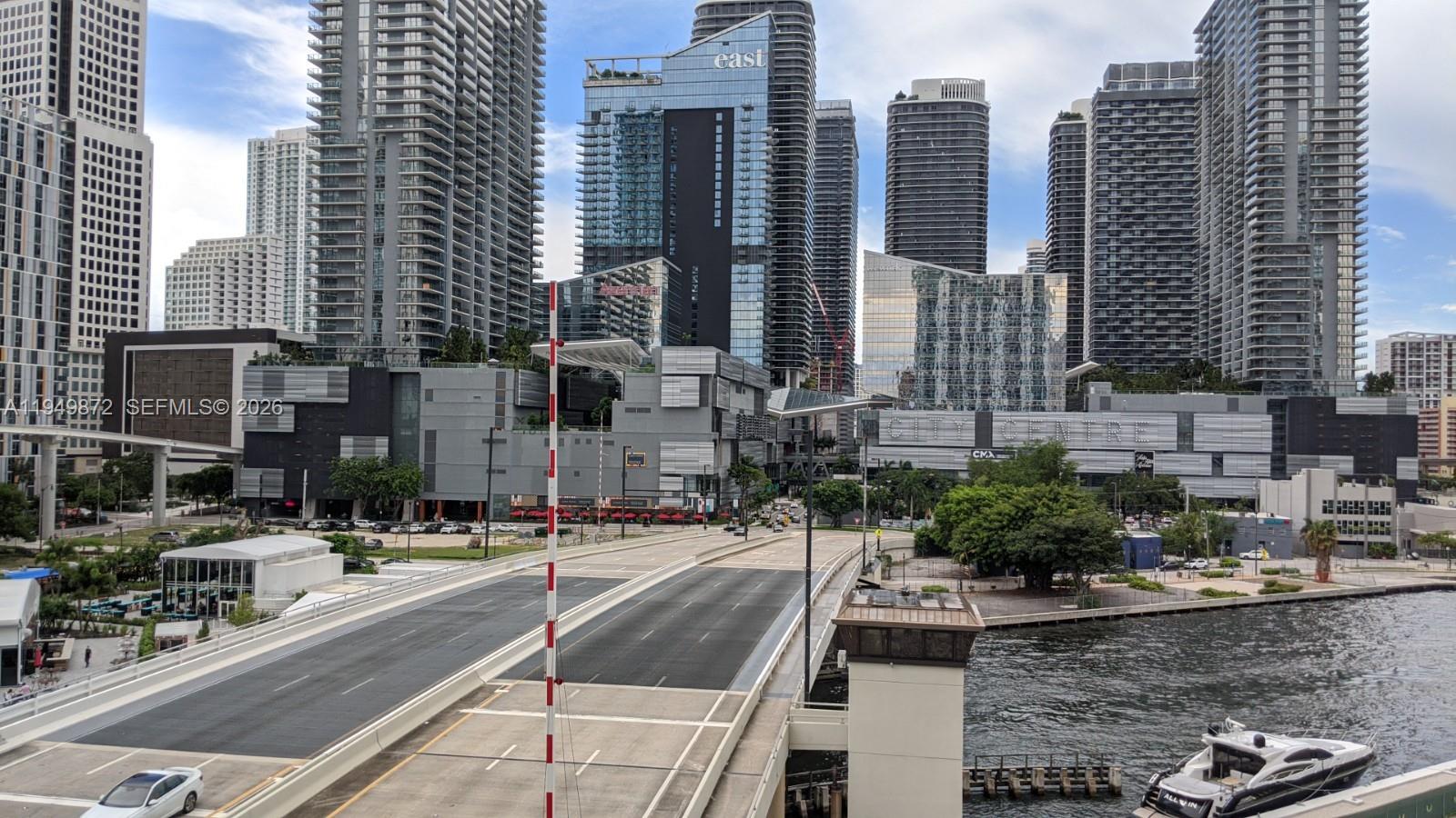 WIND CONDO - Residential