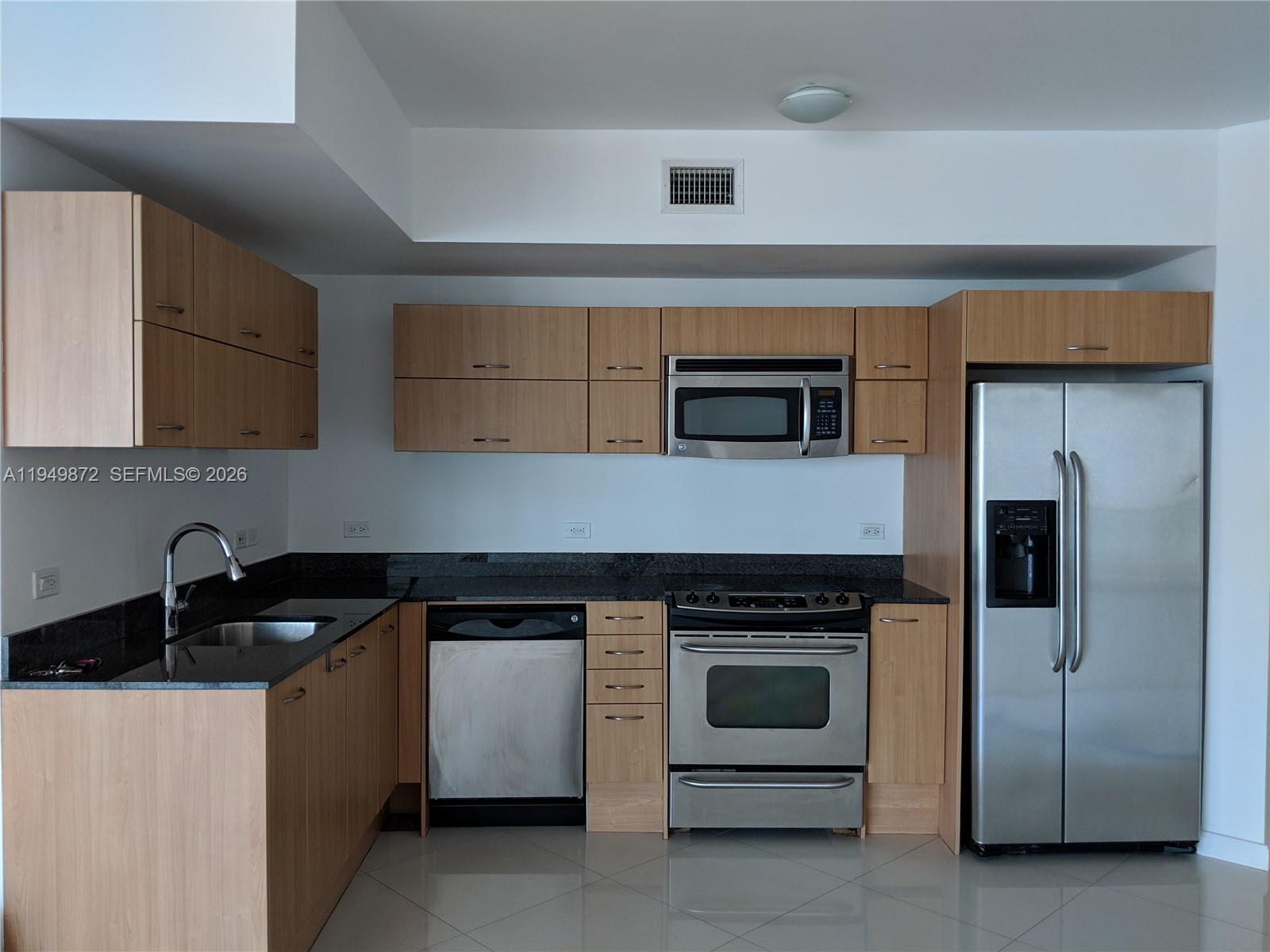 WIND CONDO - Residential