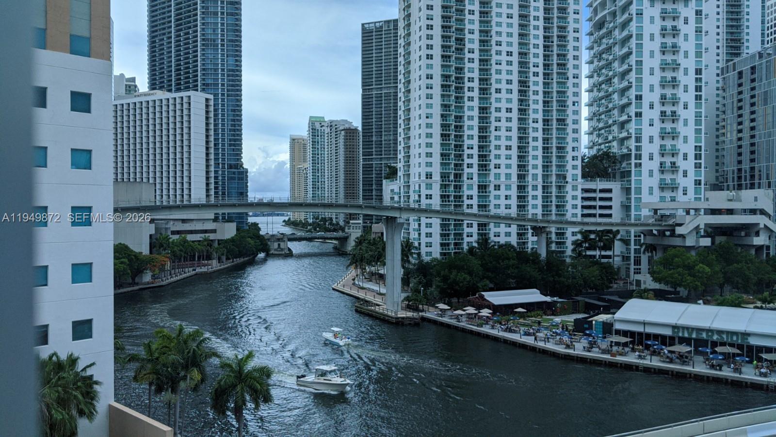 WIND CONDO - Residential