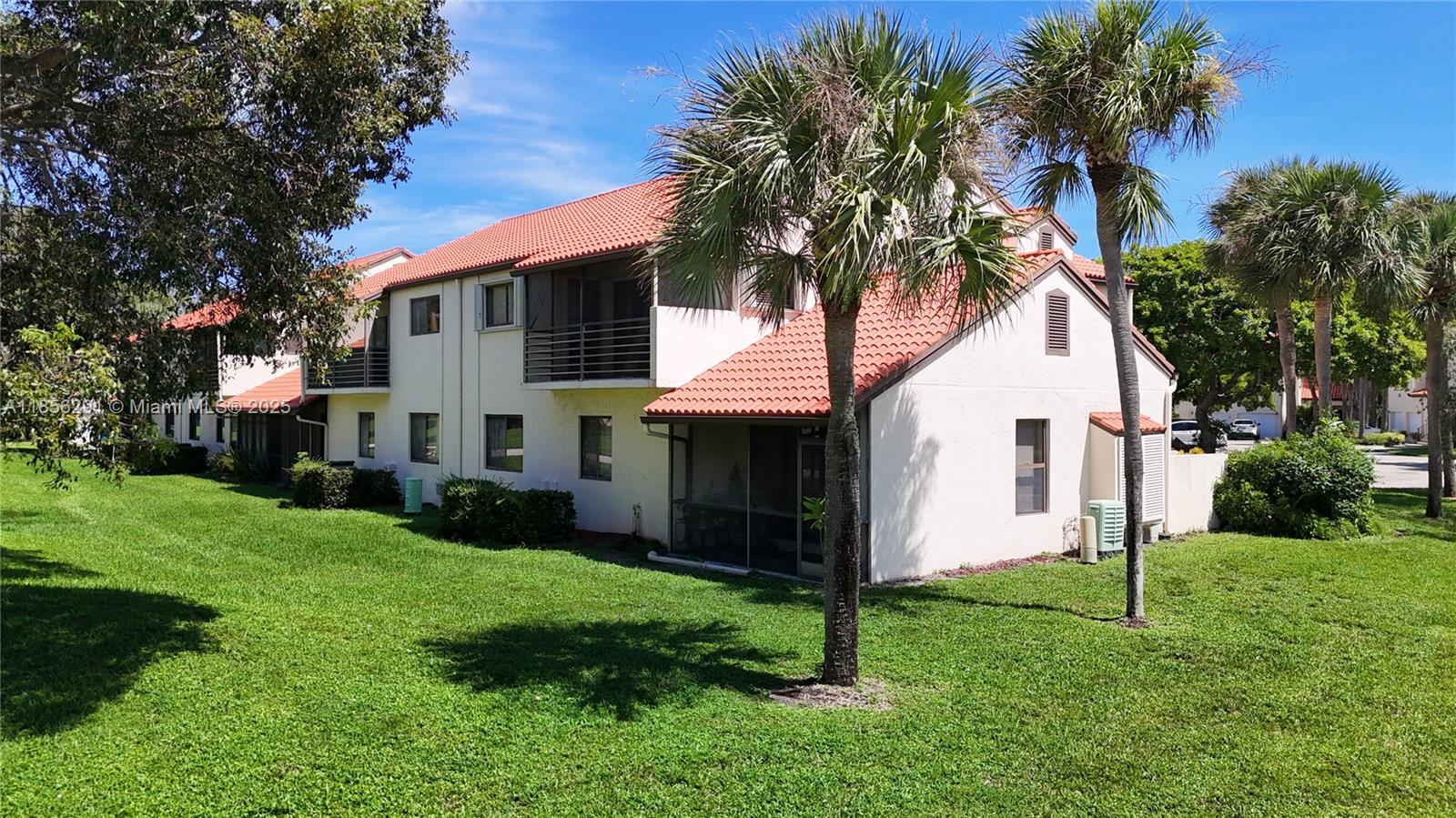 SOUTH LAKE CONDO - Residential