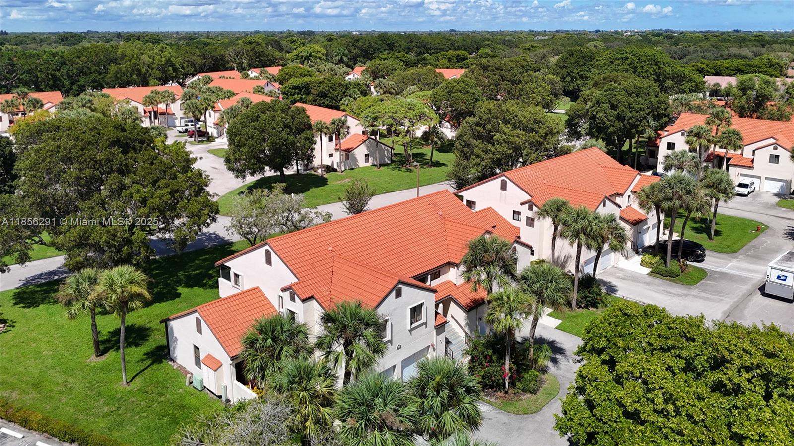 SOUTH LAKE CONDO - Residential