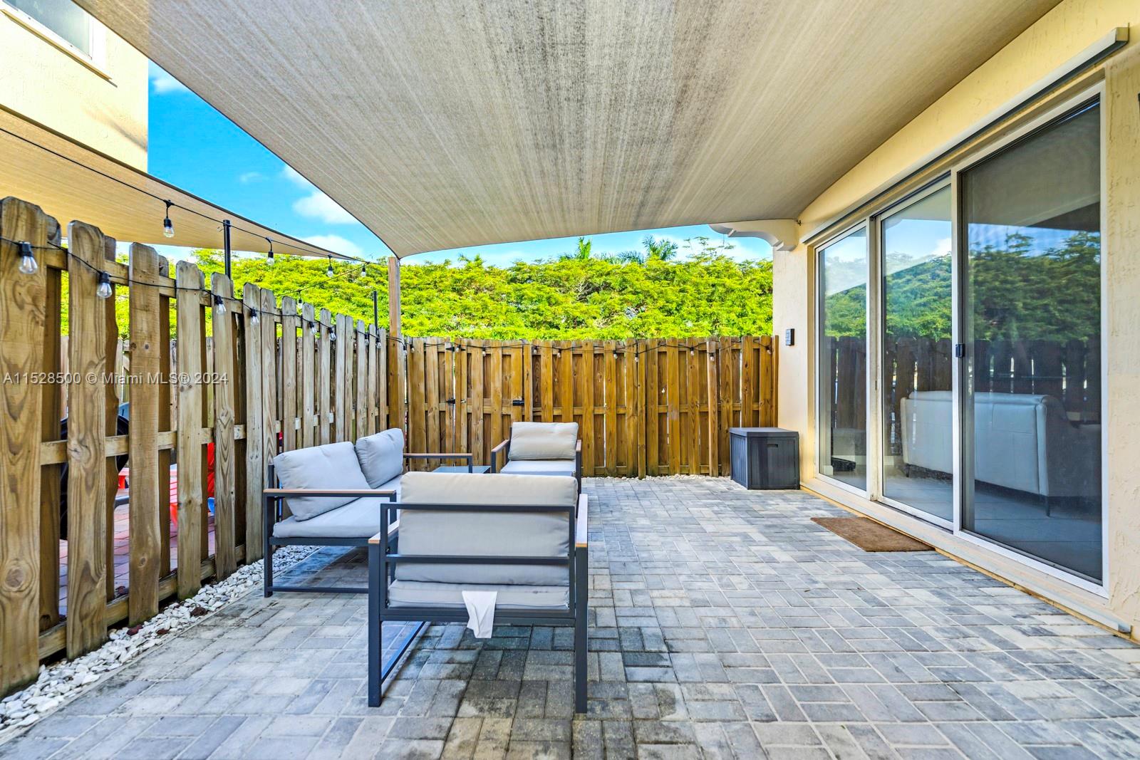 COURTS AT TUSCANY - Residential