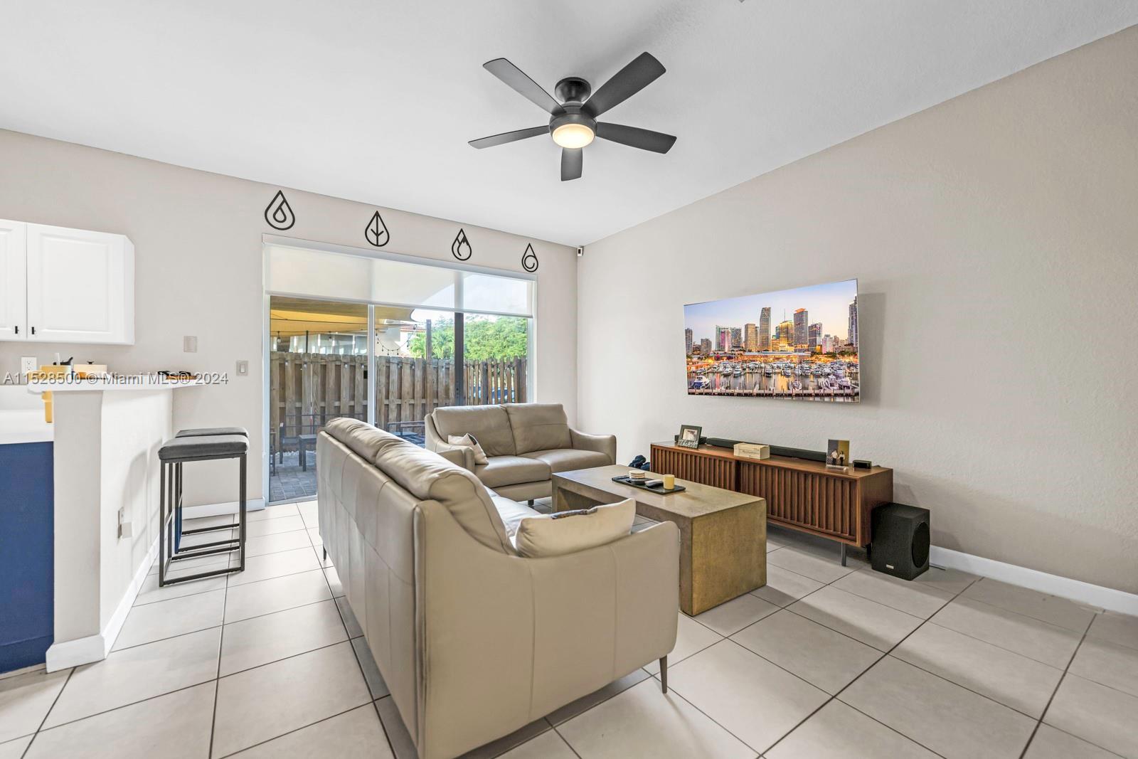 COURTS AT TUSCANY - Residential