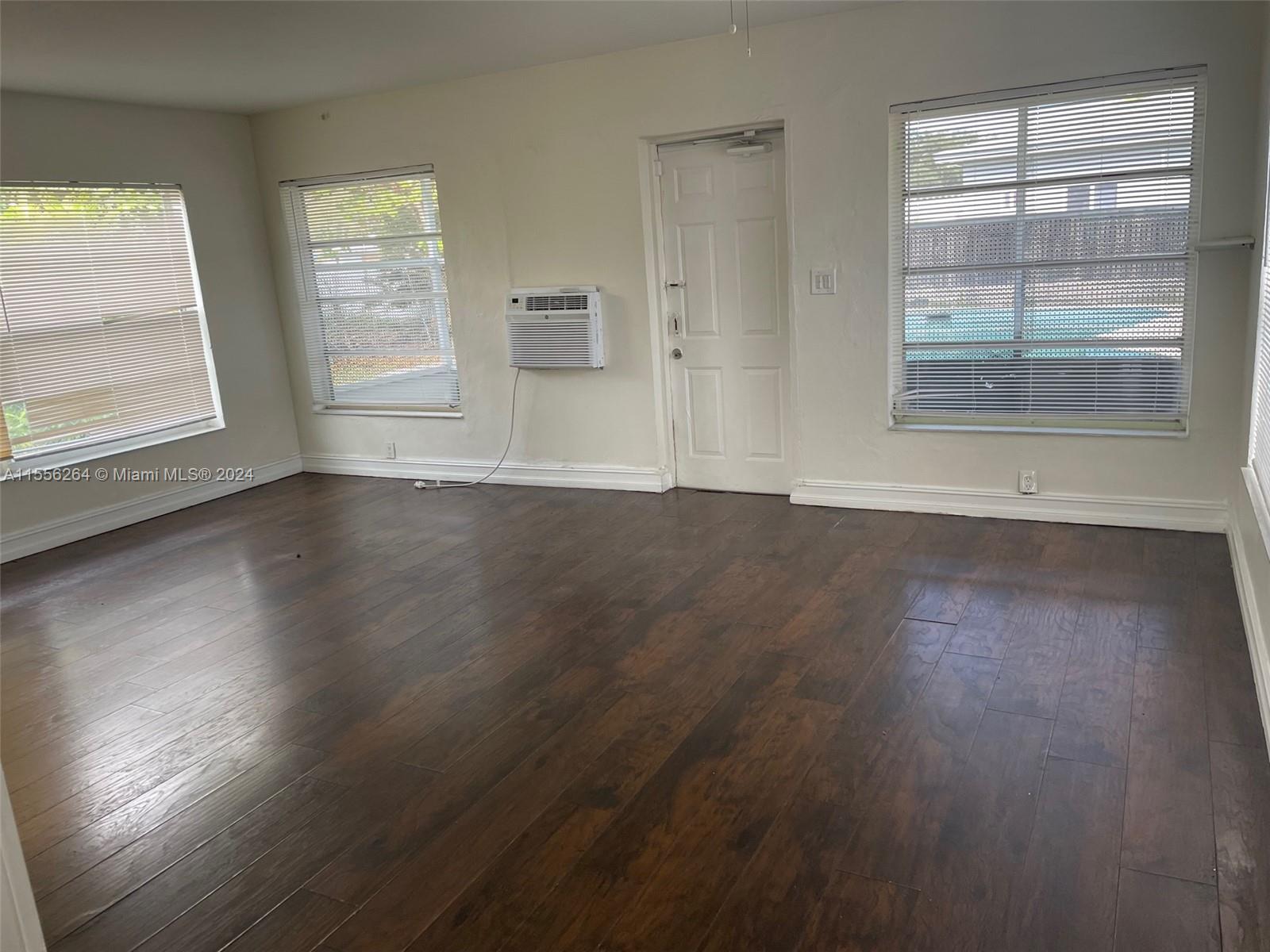 Miami GArdens Estates - Residential Lease