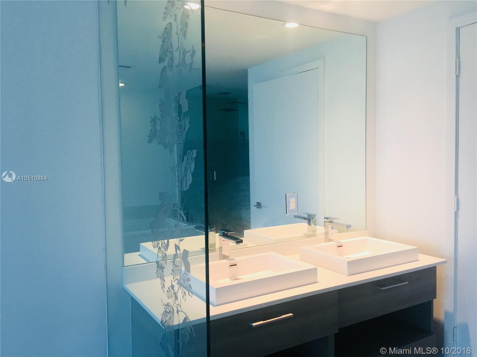 PARAISO BAY CONDO - Residential Lease