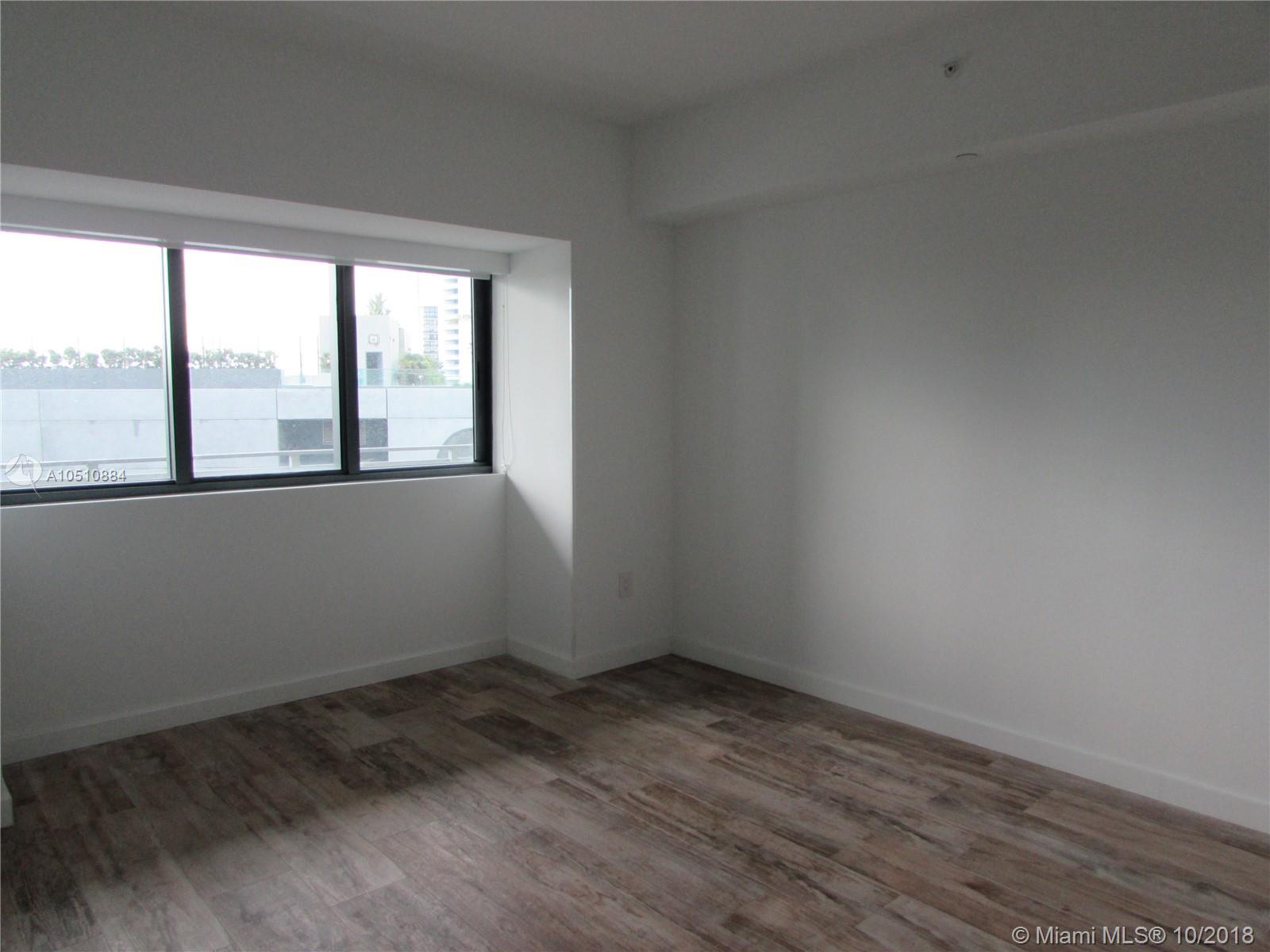 PARAISO BAY CONDO - Residential Lease
