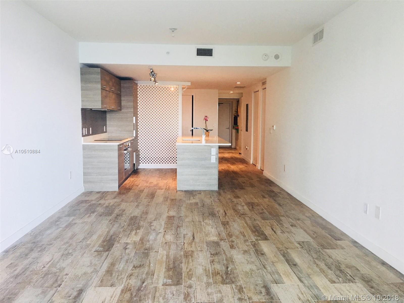 PARAISO BAY CONDO - Residential Lease