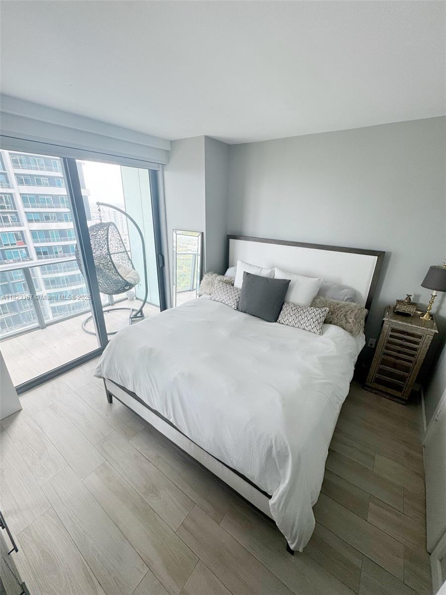 1300 S MIAMI AVENUE CONDO - Residential Lease