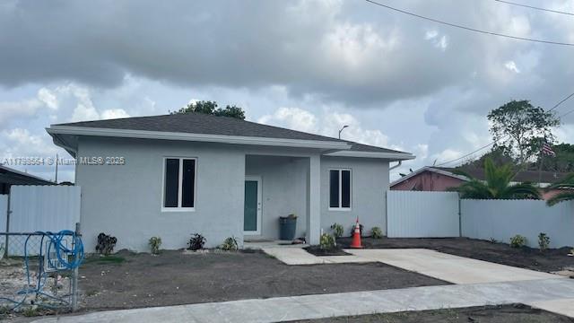 640 Sw 12th Ave, Homestead, Miami-Dade County, Florida - 4 Bedrooms  
2 Bathrooms - 
