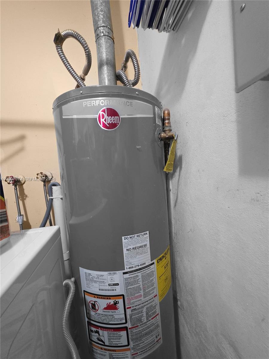 SUNRISE GOLF VILLAGE SEC - Residential