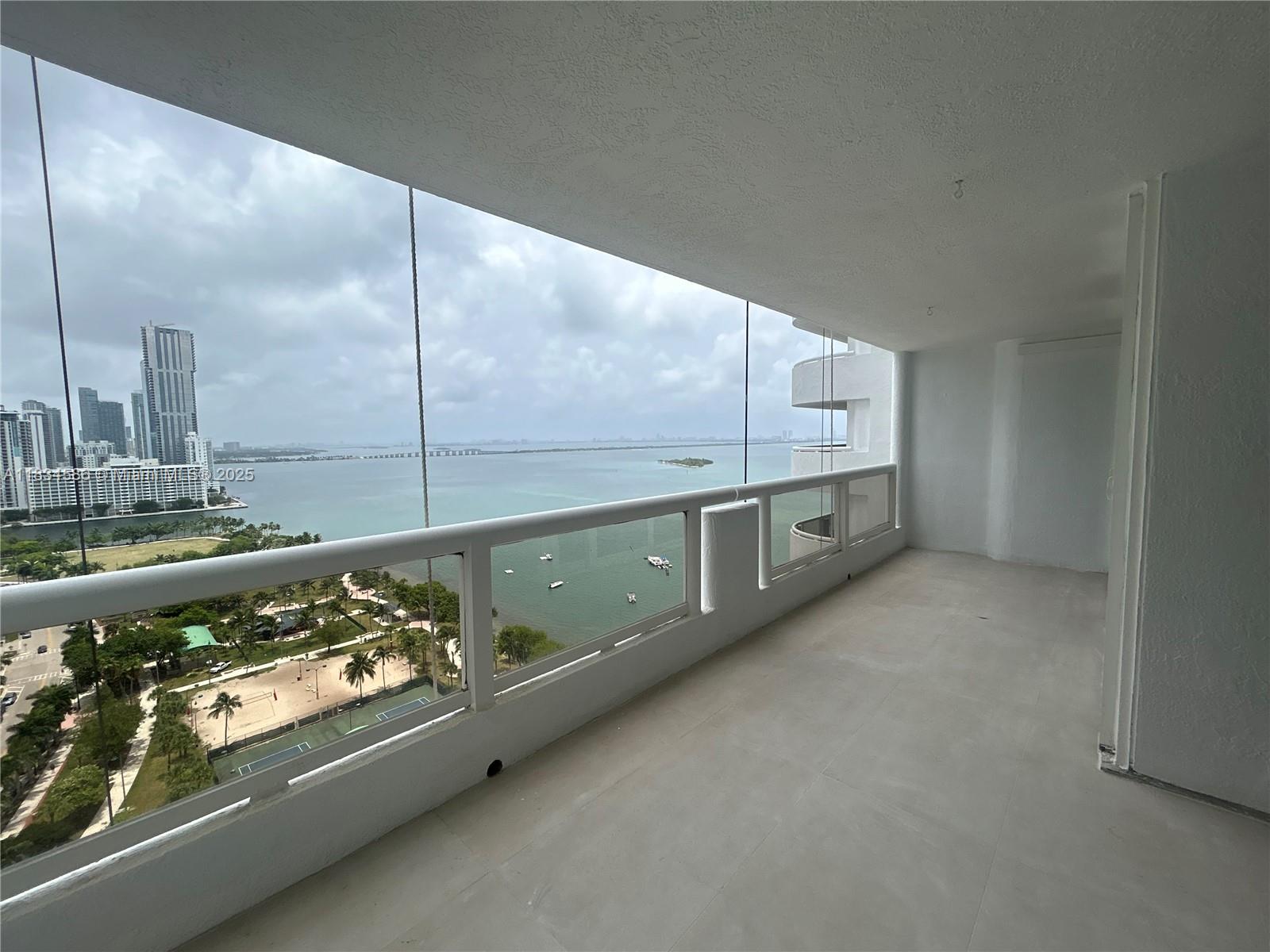 1717 N Bayshore Dr A-2539