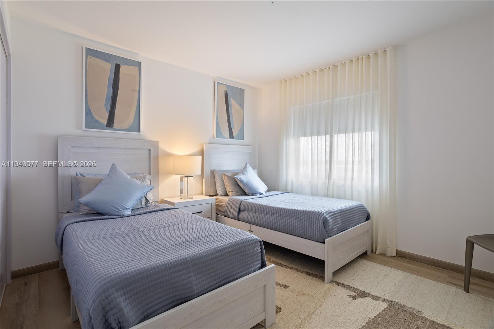 ALPHAVILLE II CONDO - Residential