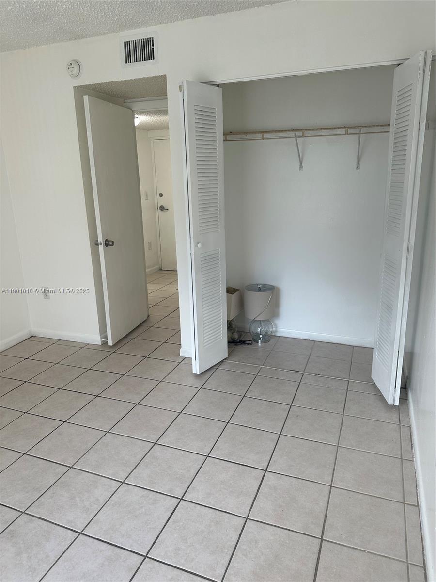 SUNRISE GARDENS CONDO - Residential Lease