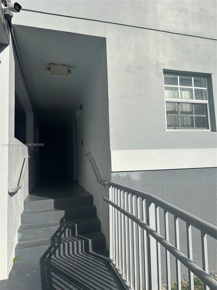 SUNRISE GARDENS CONDO - Residential Lease