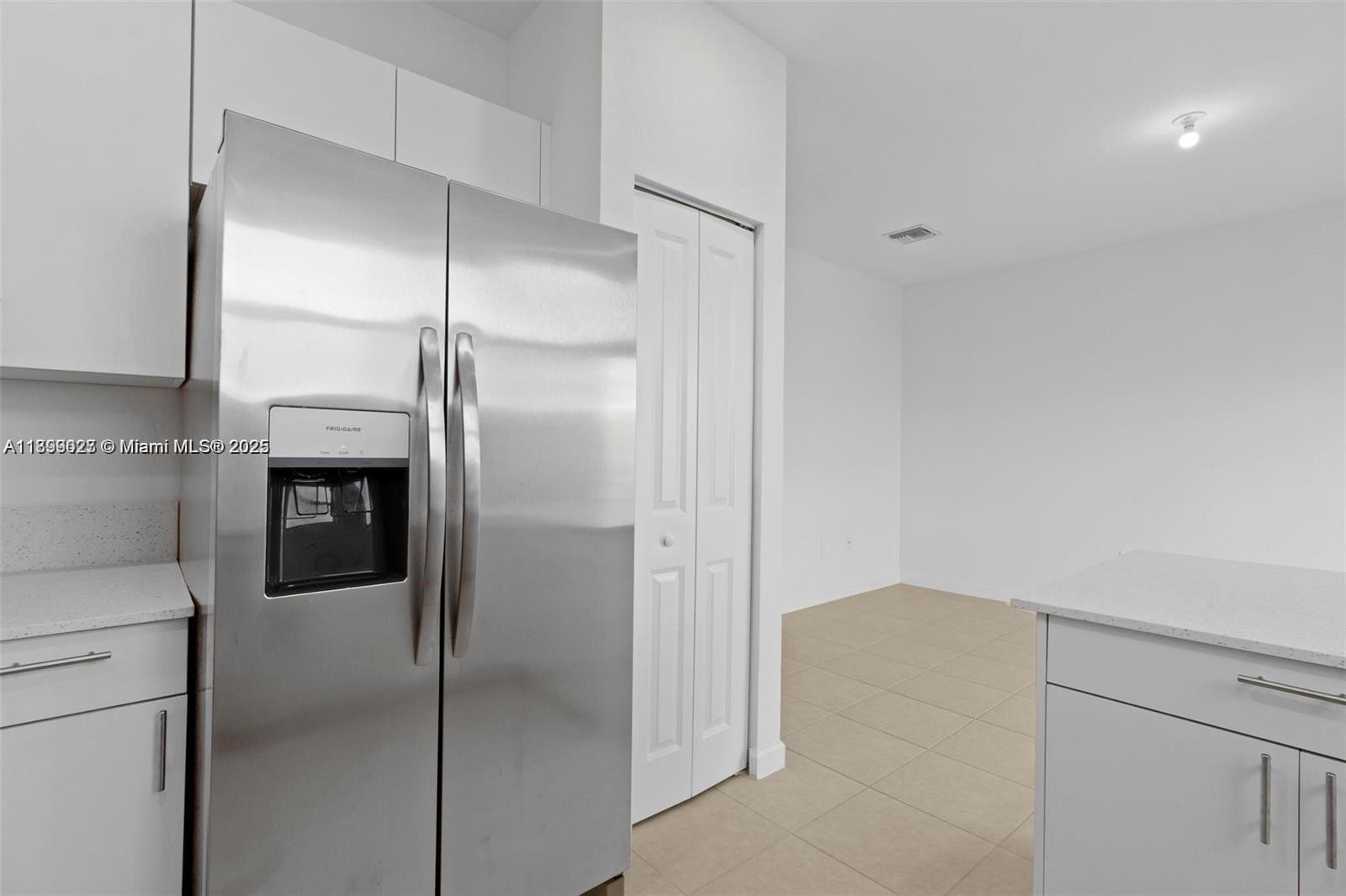 SILVER PALM RESIDENTIAL H - Residential
