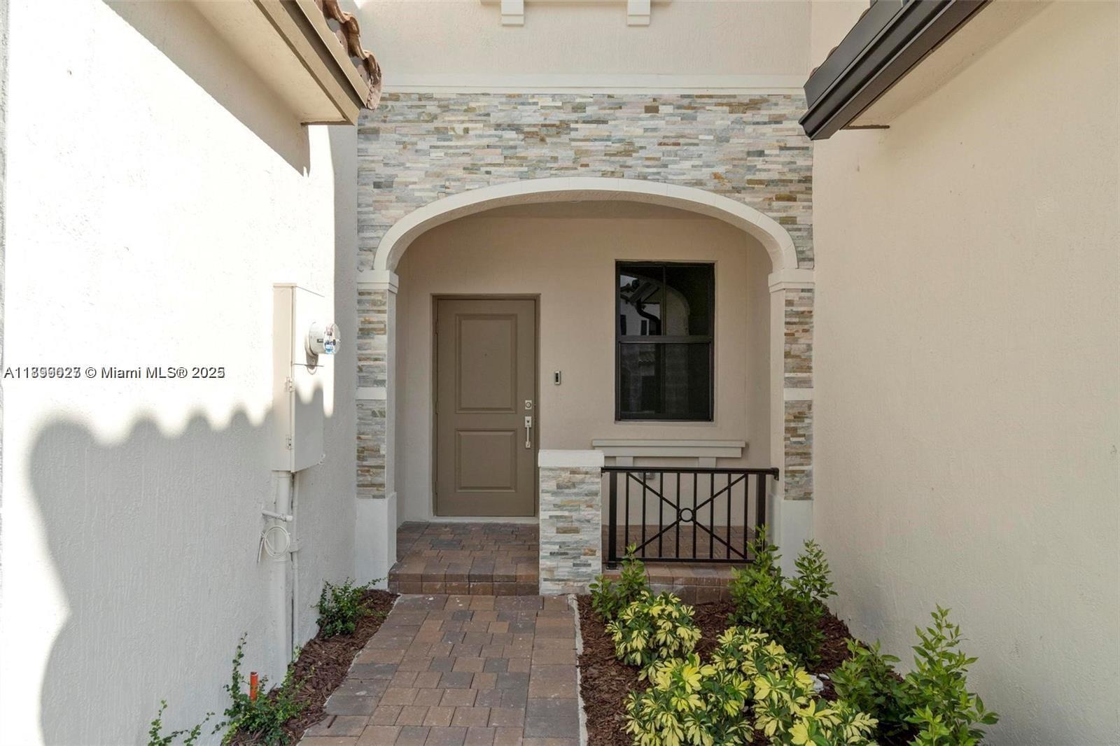 SILVER PALM RESIDENTIAL H - Residential