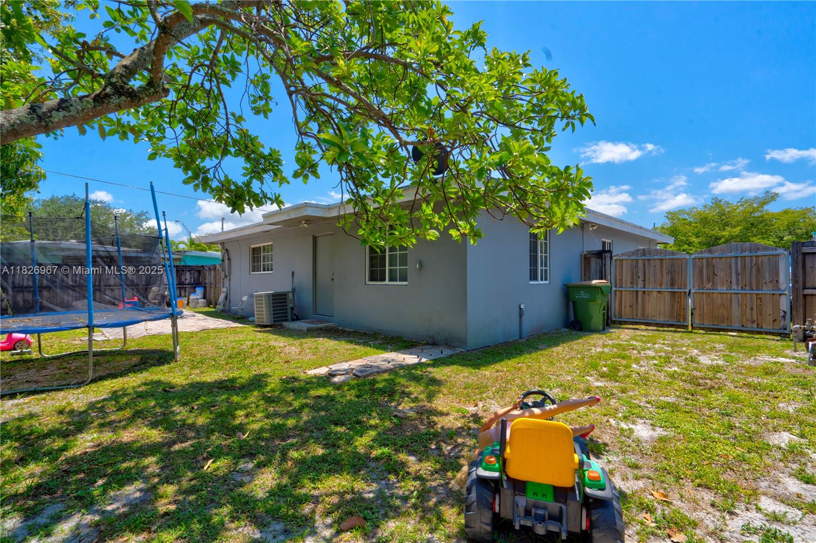 NICHOLS HEIGHTS ADDN - Residential