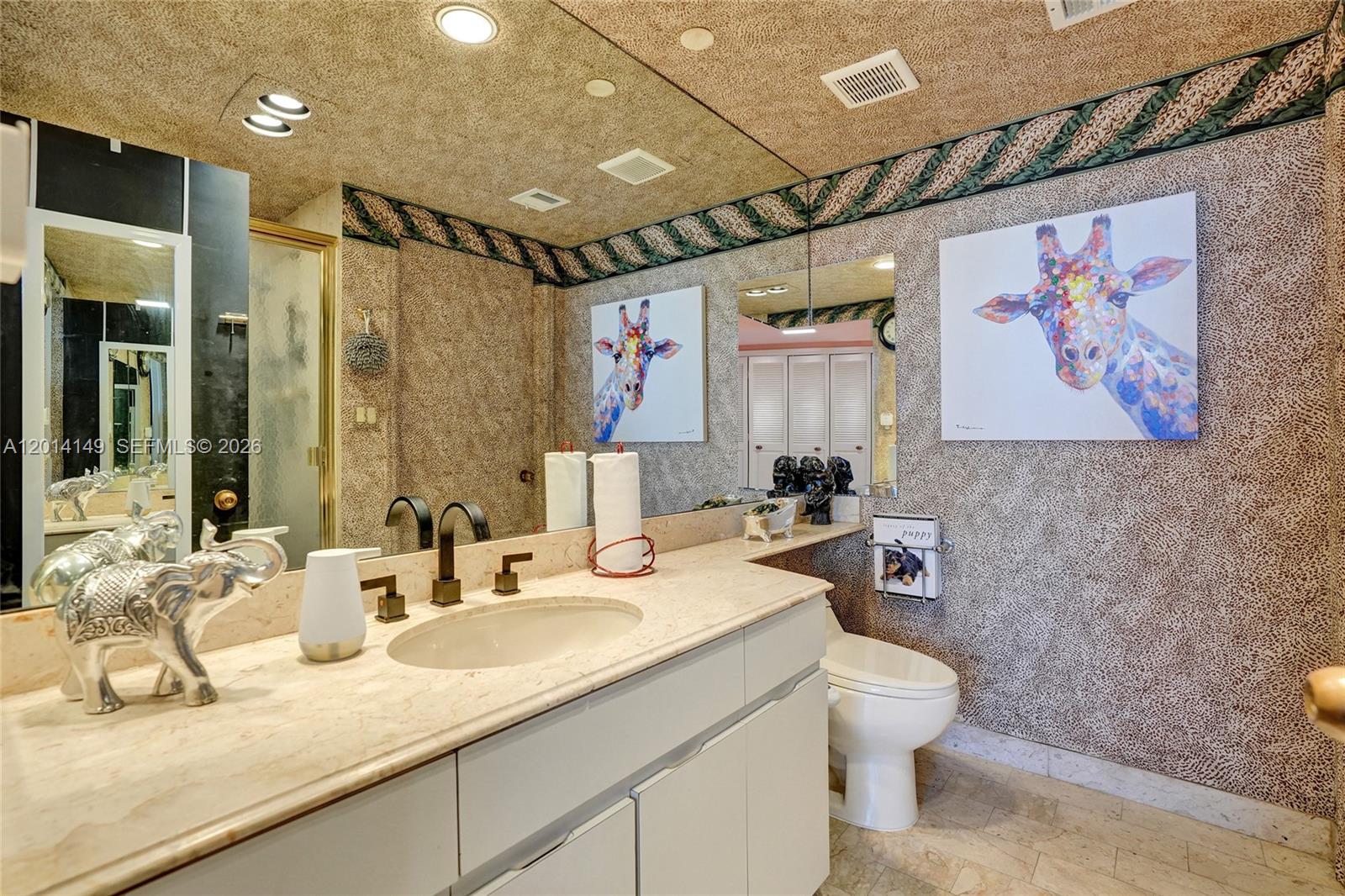JOCKEY CLUB III CONDO - Residential