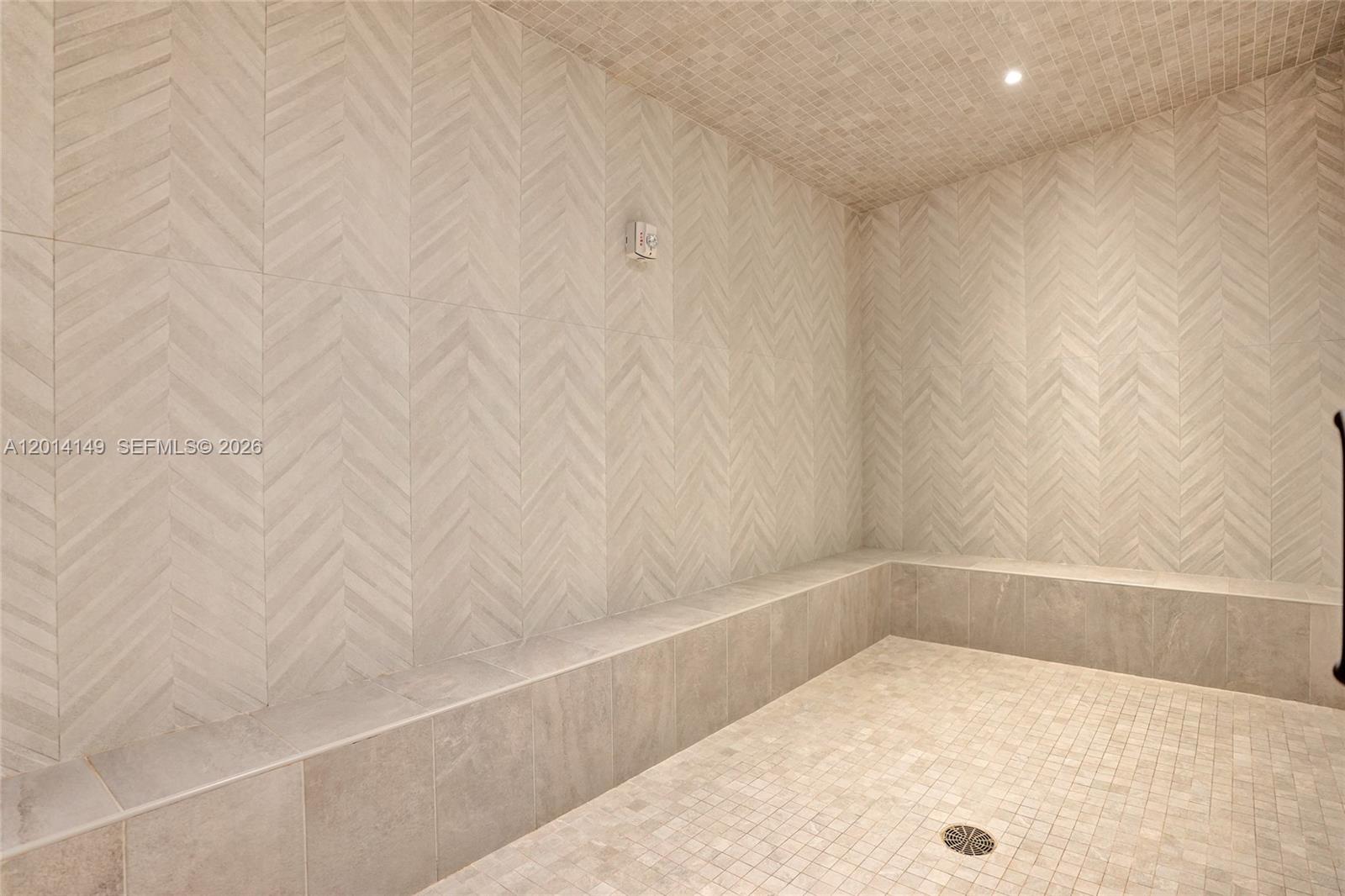 JOCKEY CLUB III CONDO - Residential