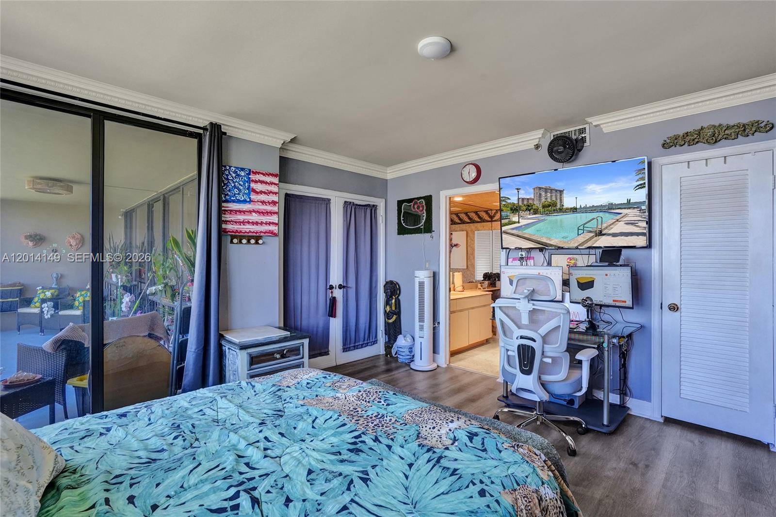JOCKEY CLUB III CONDO - Residential