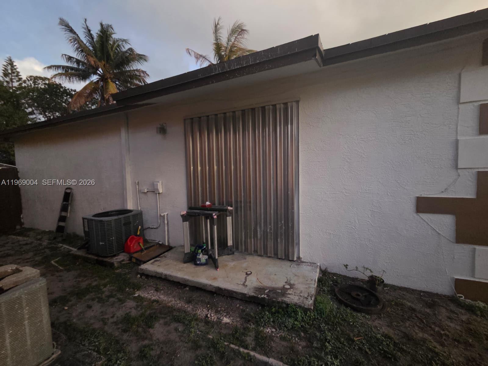 TOWN OF MODELO (DANIA) B- - Residential