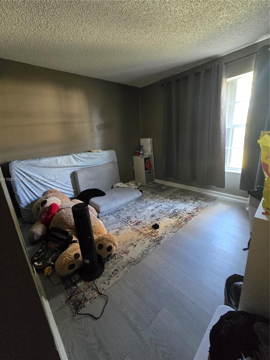 TOWN OF MODELO (DANIA) B- - Residential