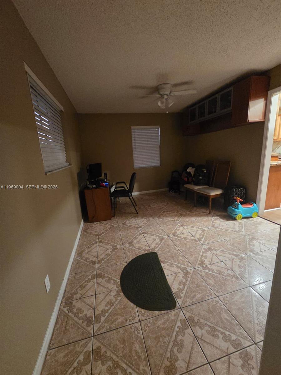 TOWN OF MODELO (DANIA) B- - Residential