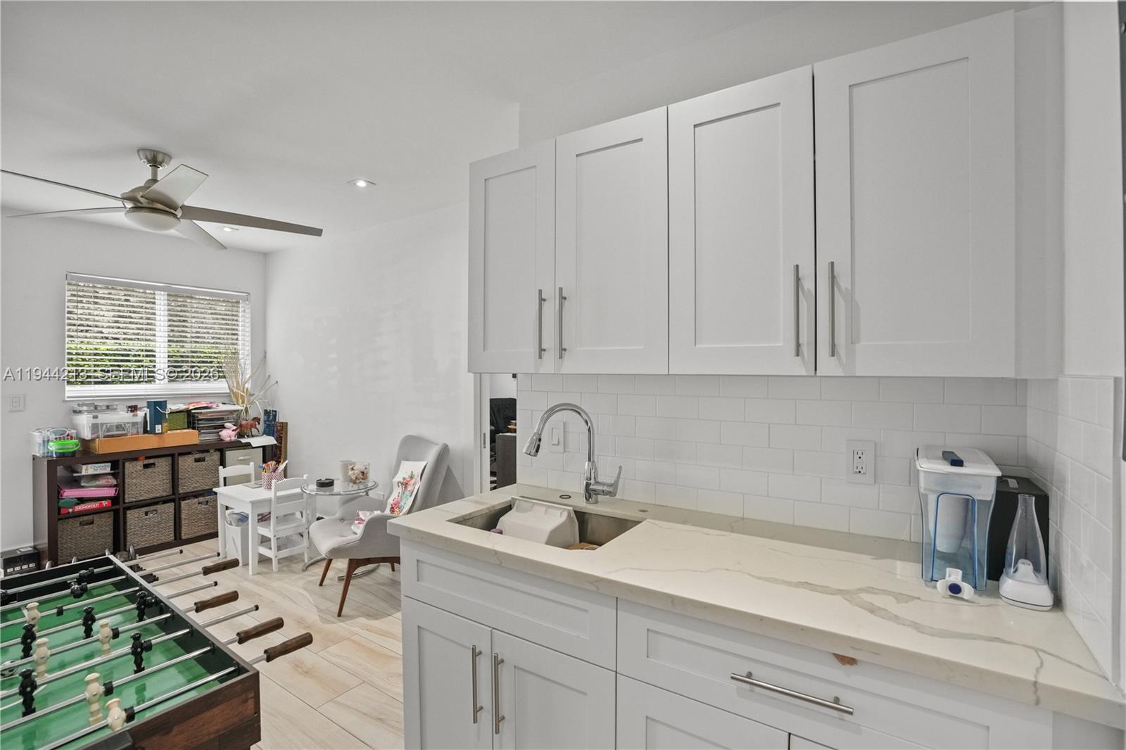 SUNSET GARDENS - Residential