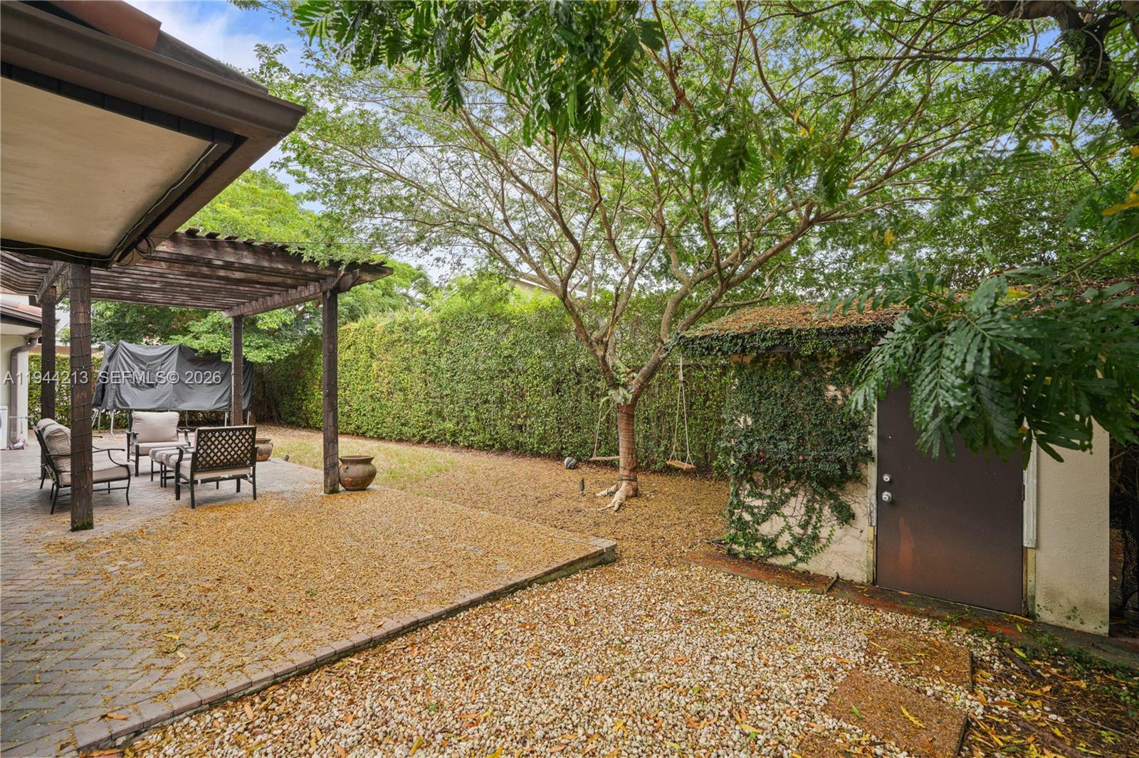 SUNSET GARDENS - Residential